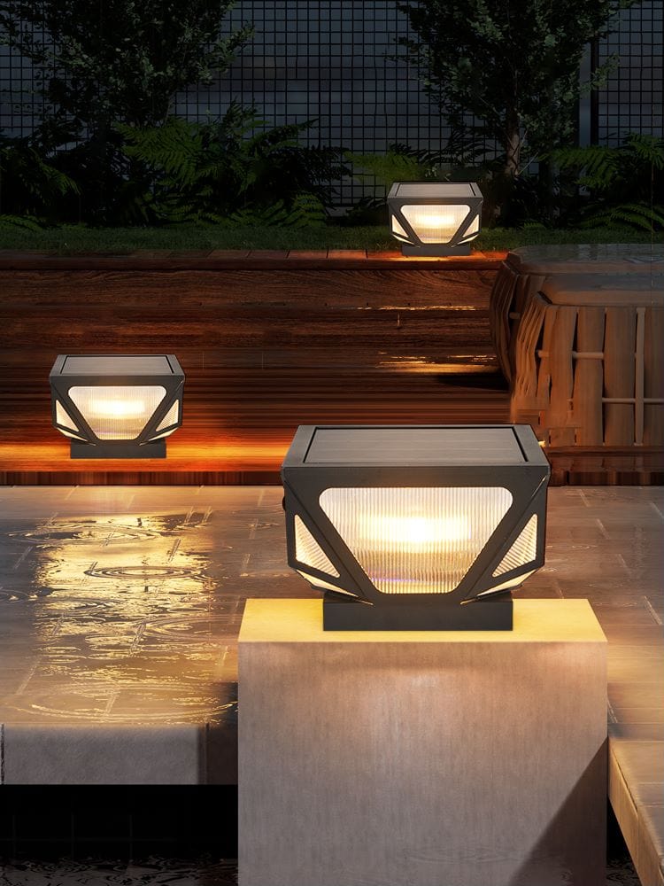 Veltrique Geometric Gate Pillar Light | Ormexis
