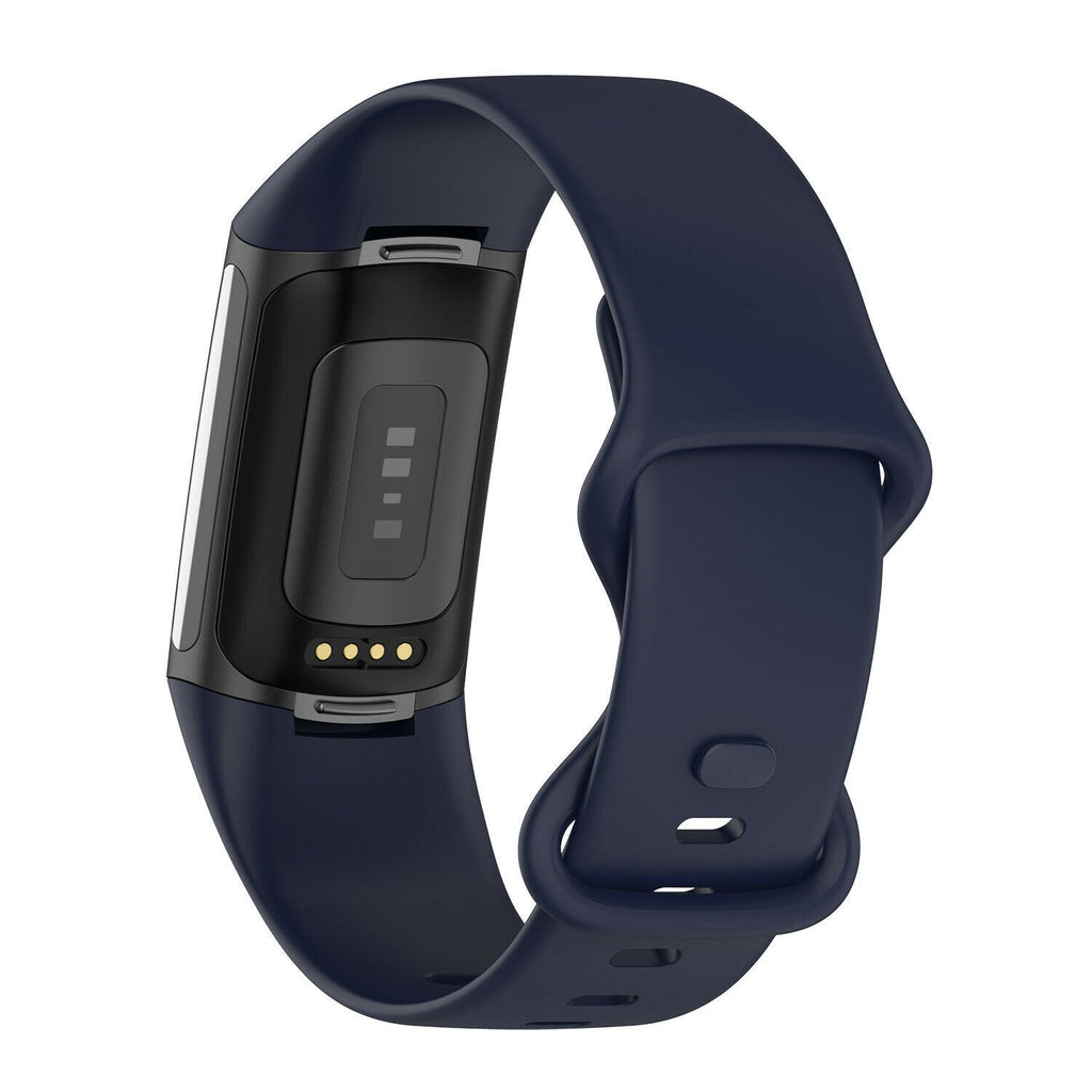 Ciemnoniebieska silikonowa opaska na nadgarstek Fitbit Charge 5