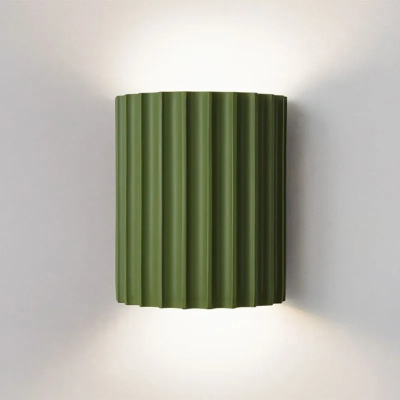 Pleated Ceramic Wall Light | Ormexis