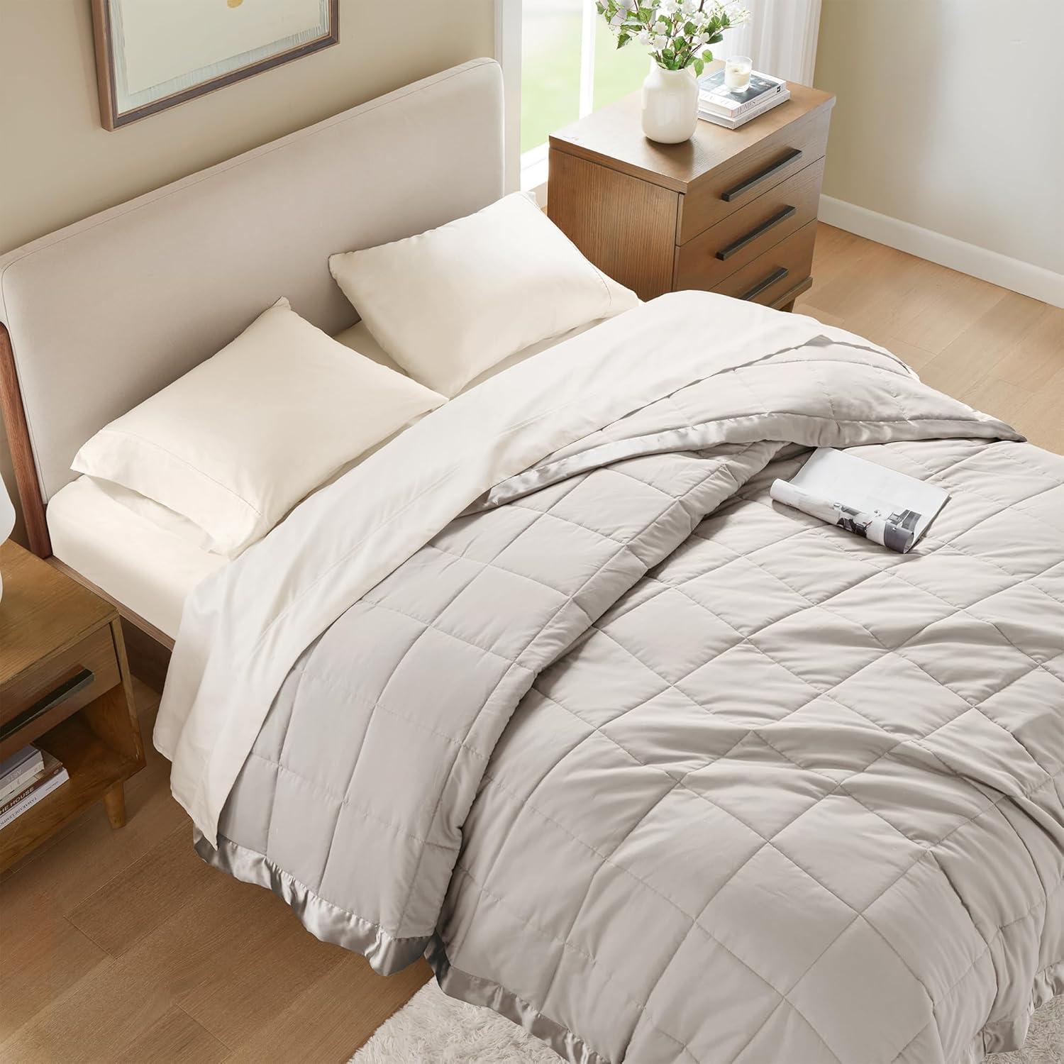 Windom Collection Lightweight Soft Blanket With Satin Trim