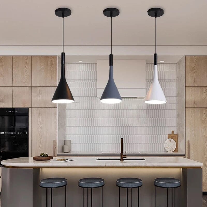 Lampa suspendată minimalistă Liora cu cablu reglabil pentru orice spațiu