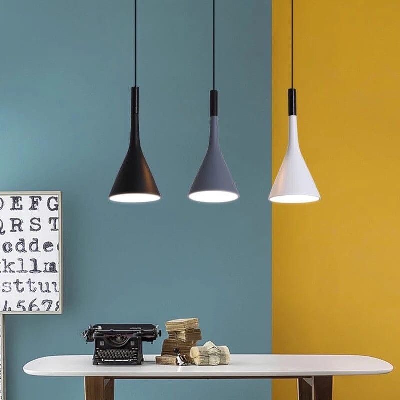 Lampa suspendată minimalistă Liora cu cablu reglabil pentru orice spațiu