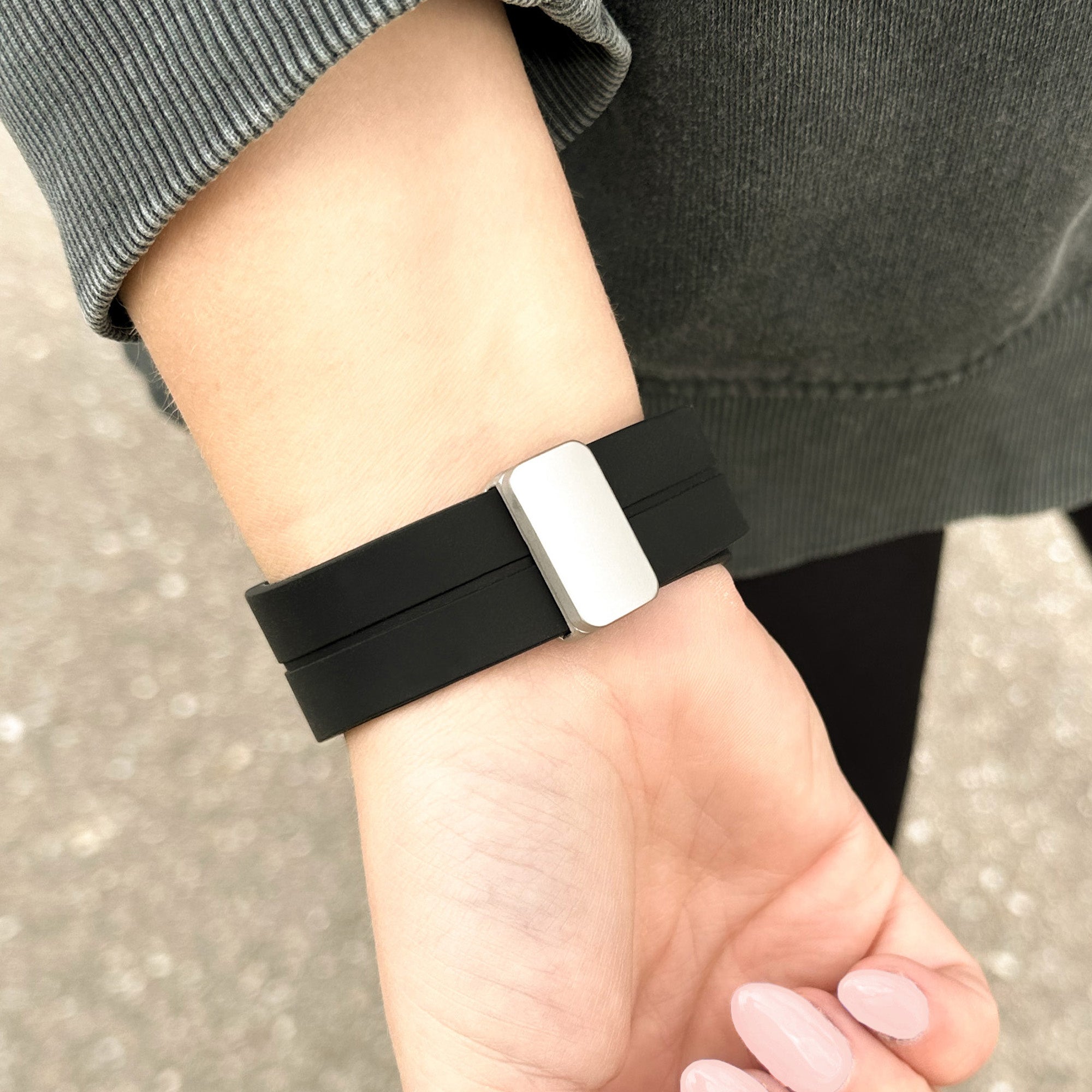 Samsung Galaxy Watch 6 Classic 47mm Nero con Cinturino in Silicone e Fibbia a D