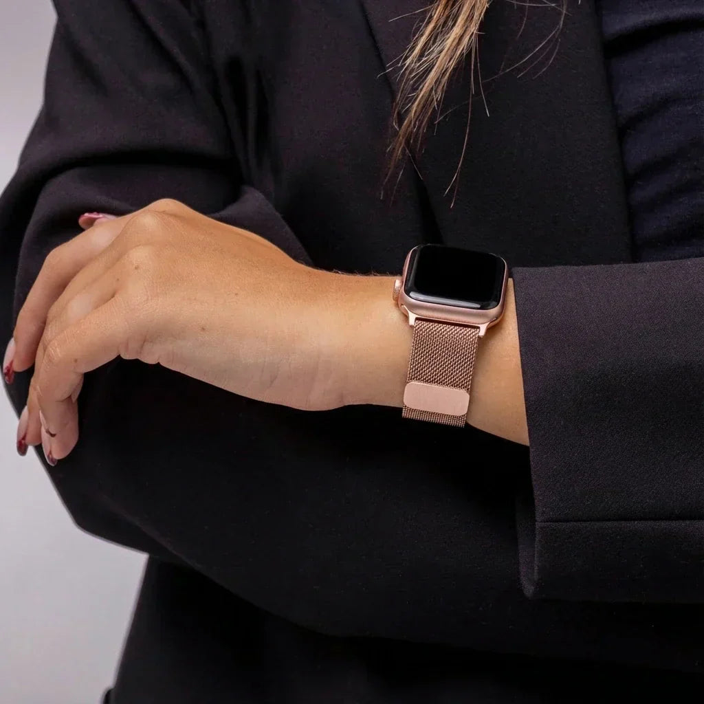 Pulseira Apple Watch com Fecho Milanês Rosa Chá para Uso Diário