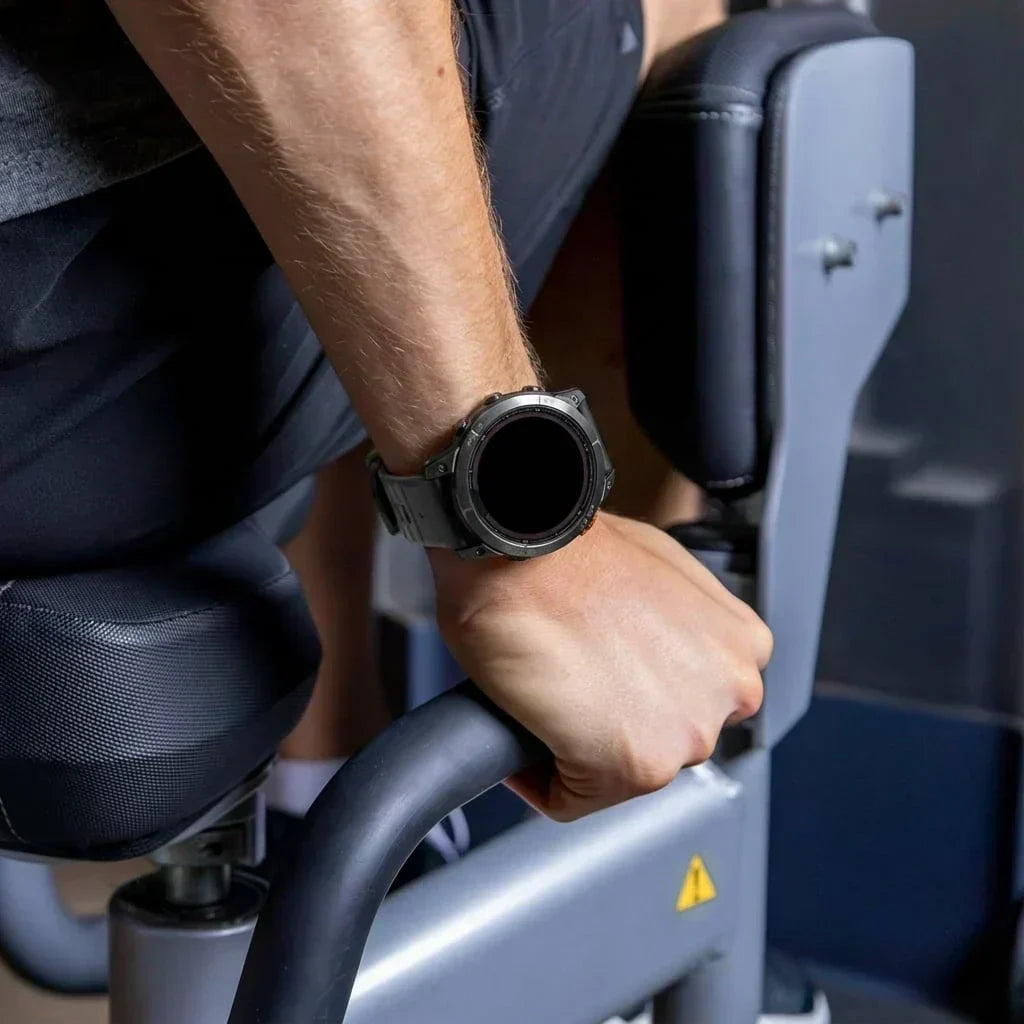 Sportovní řemínek Garmin Fenix 5/6 s přezkou černý a šedý