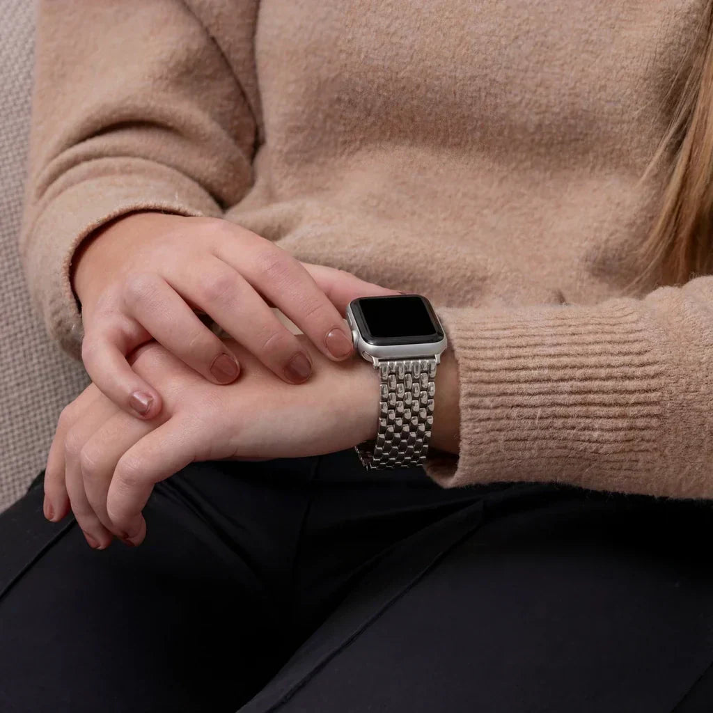 Náramek Apple Watch Dragon Steel s hvězdným leskem