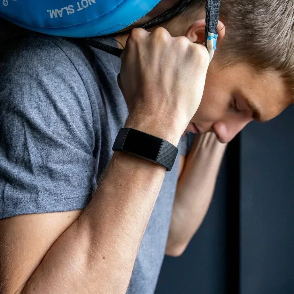 Fitbit Charge 4用ブラックシリコンストラップ交換バンド