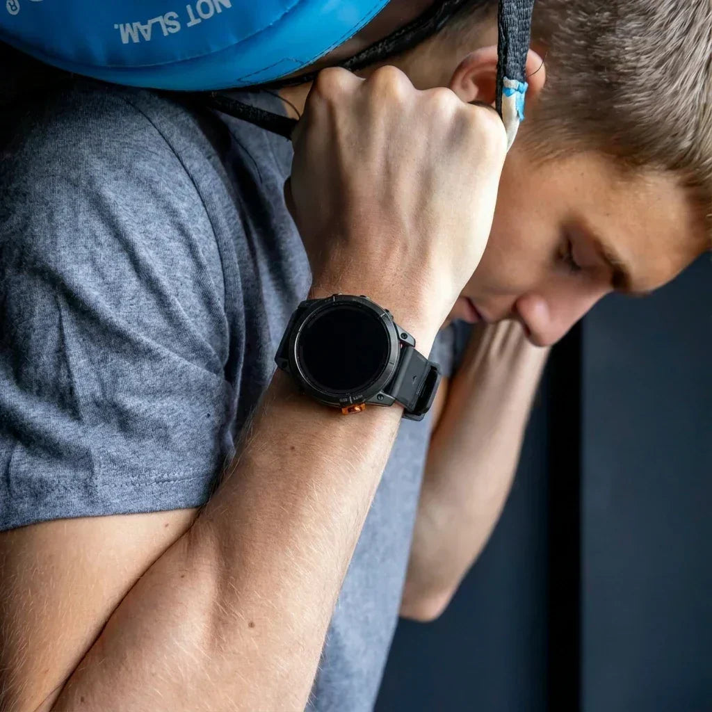 Sportovní řemínek Garmin Fenix 5/6 s přezkou černý a šedý