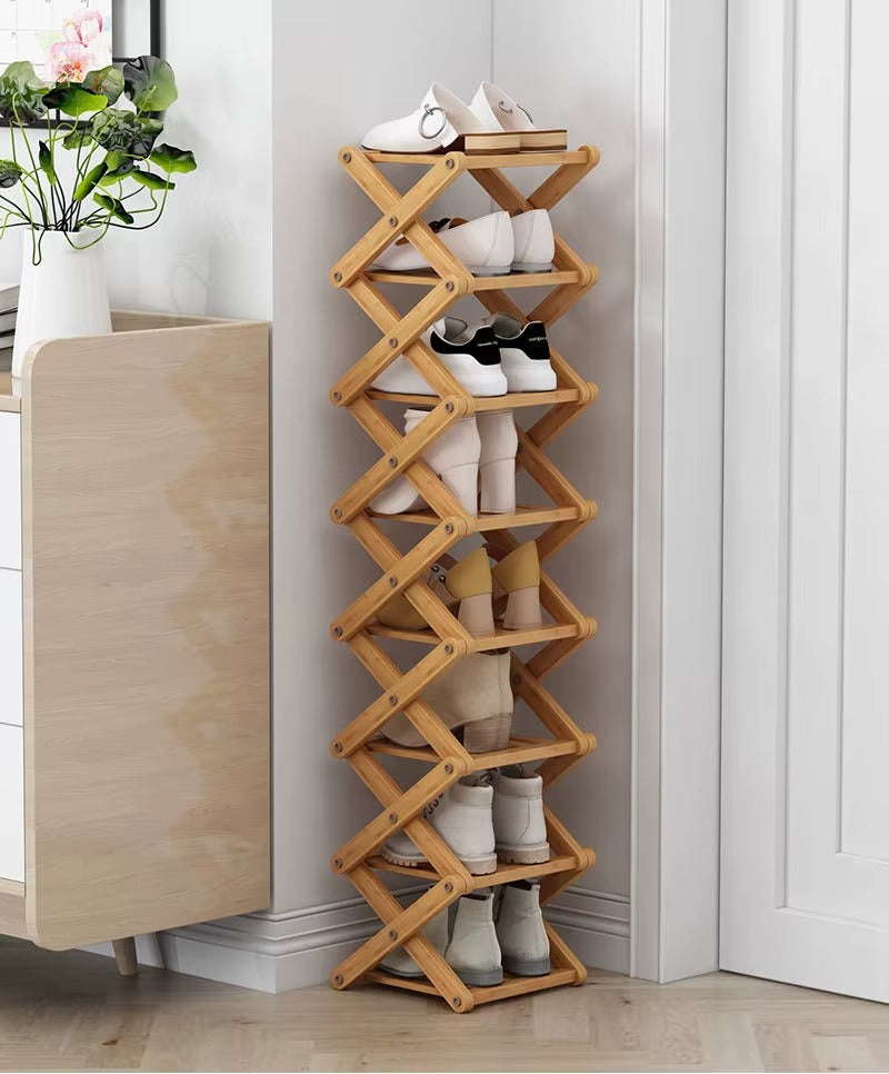 Geometrische schoenenpresentatietoren met etages | Ormexis