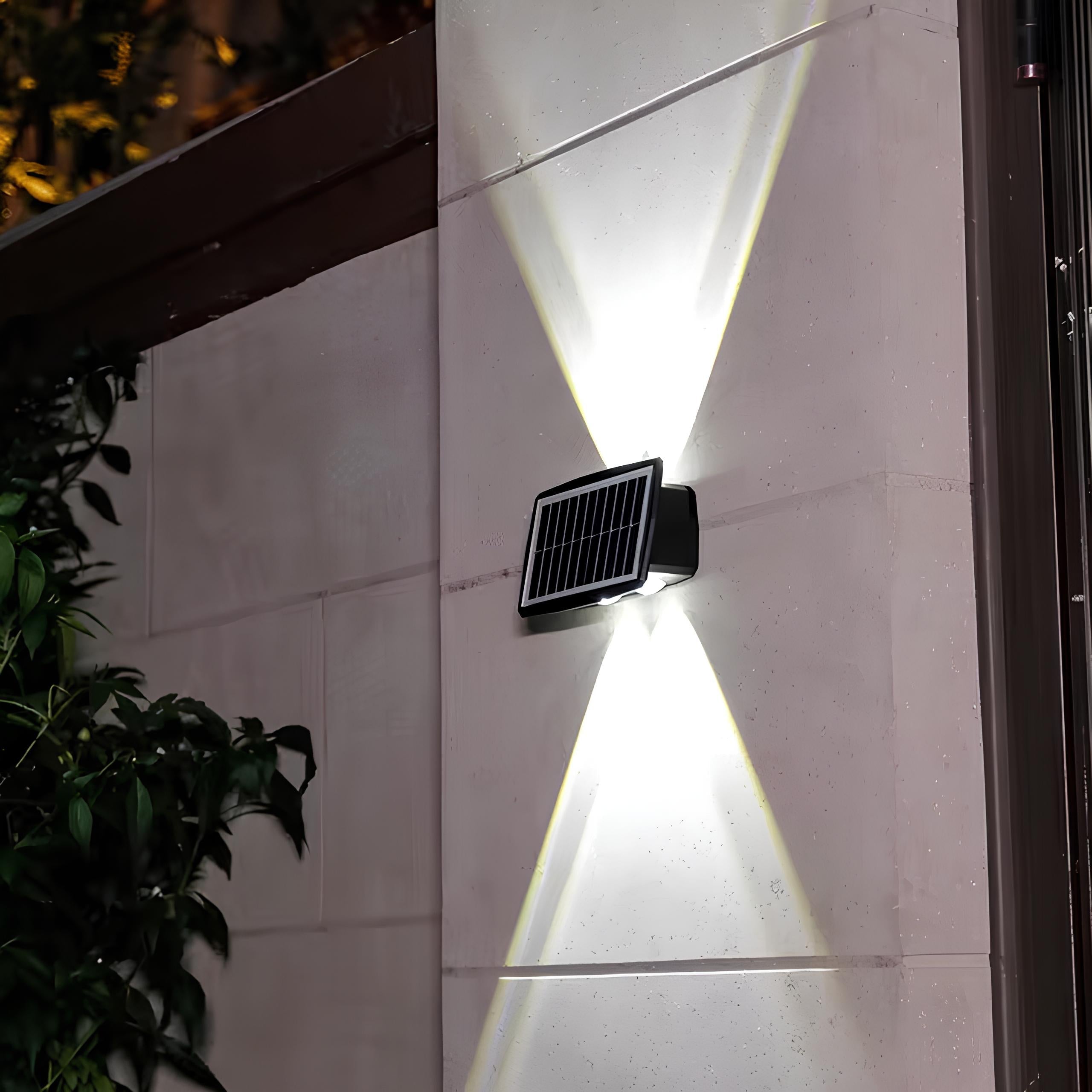 Summit Solar Wall Light | Ormexis
