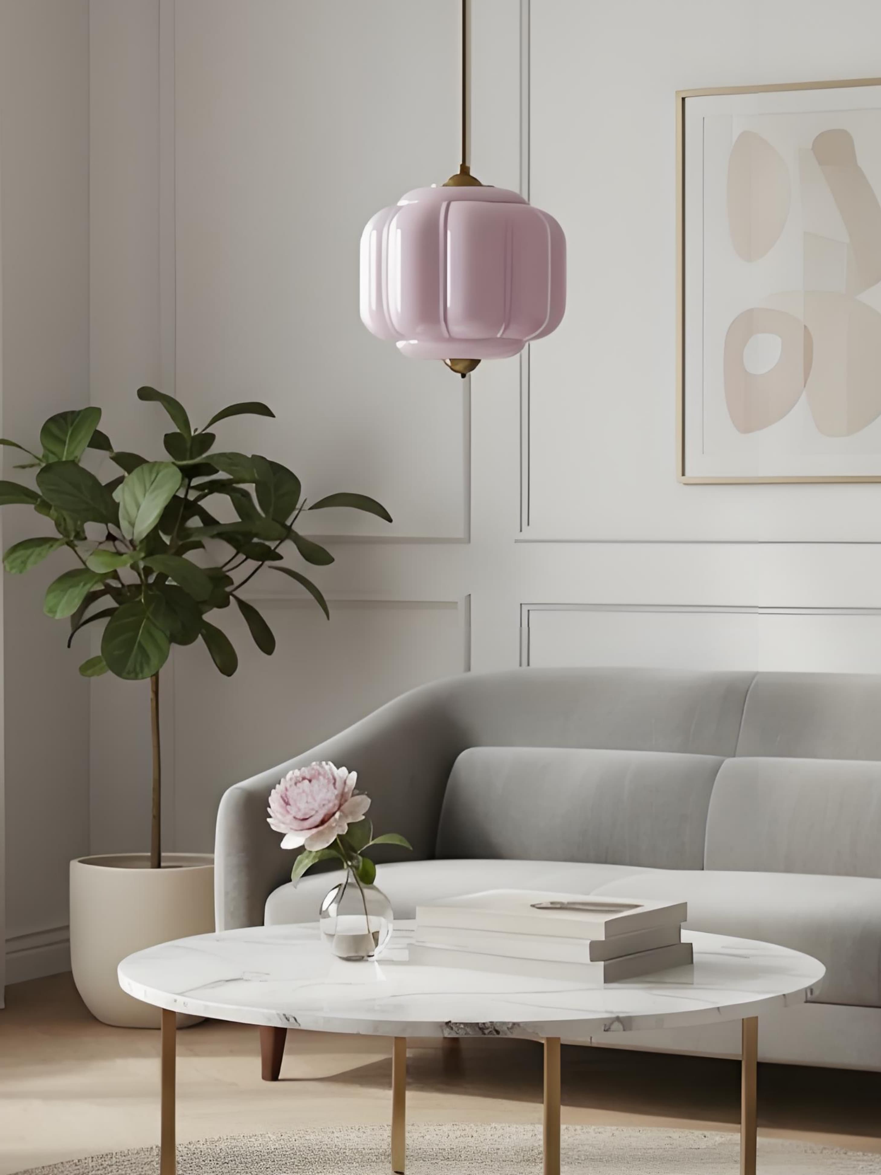 Pendellampa med skulpterad glaskupa | Ormexis
