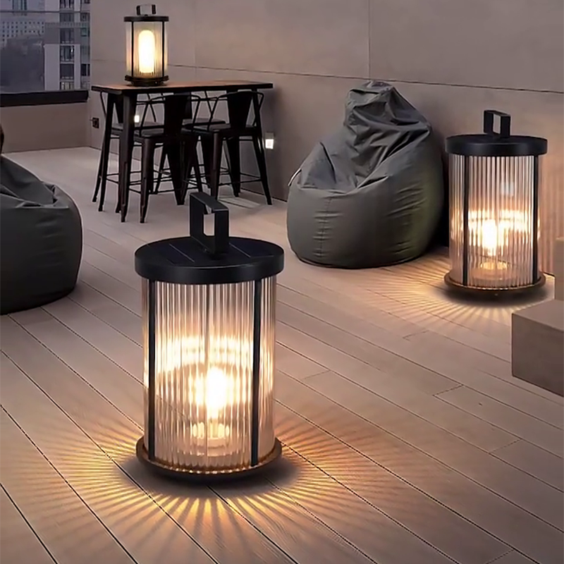Veranda Glow Outdoor Lantern | Ormexis