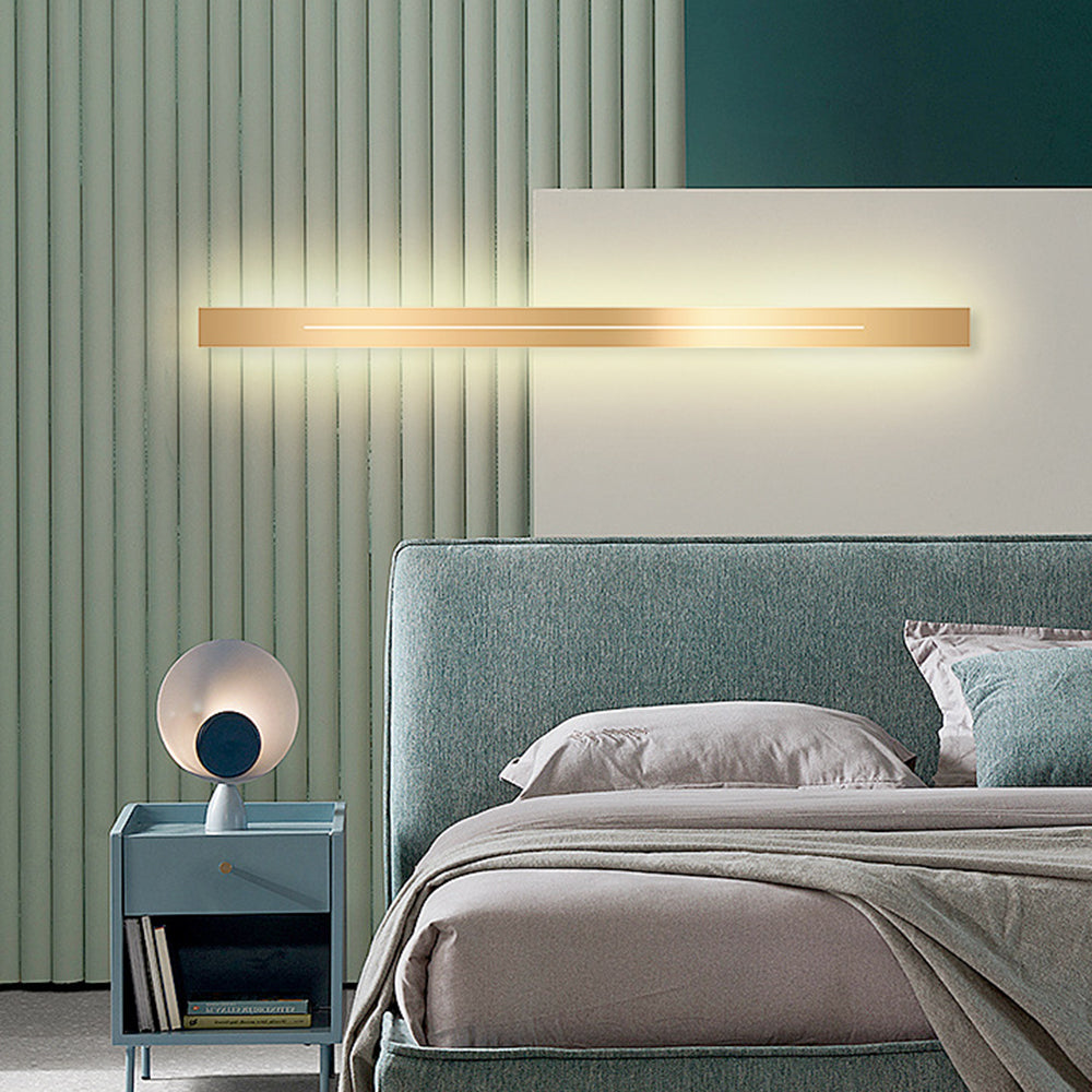 Minimalistyczna liniowa lampa ścienna LED, długa listwa, do wnętrz, czarno-złota | Ormexis
