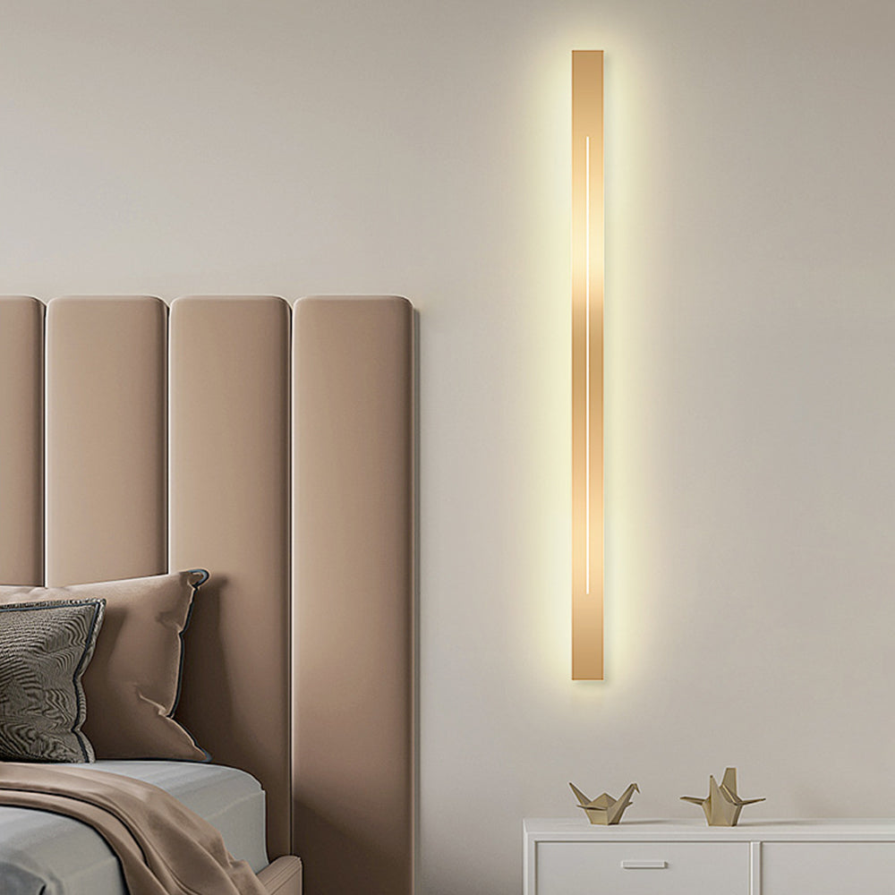 Minimalistyczna liniowa lampa ścienna LED, długa listwa, do wnętrz, czarno-złota | Ormexis