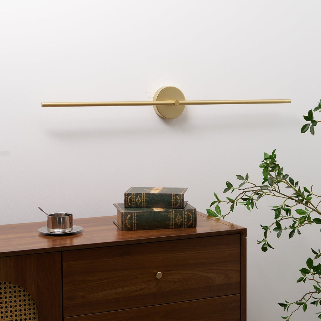 Minimalistische lineare LED-Wandleuchte mit Stab, doppelseitige Wandleuchte in Schwarz und Gold | Ormexis