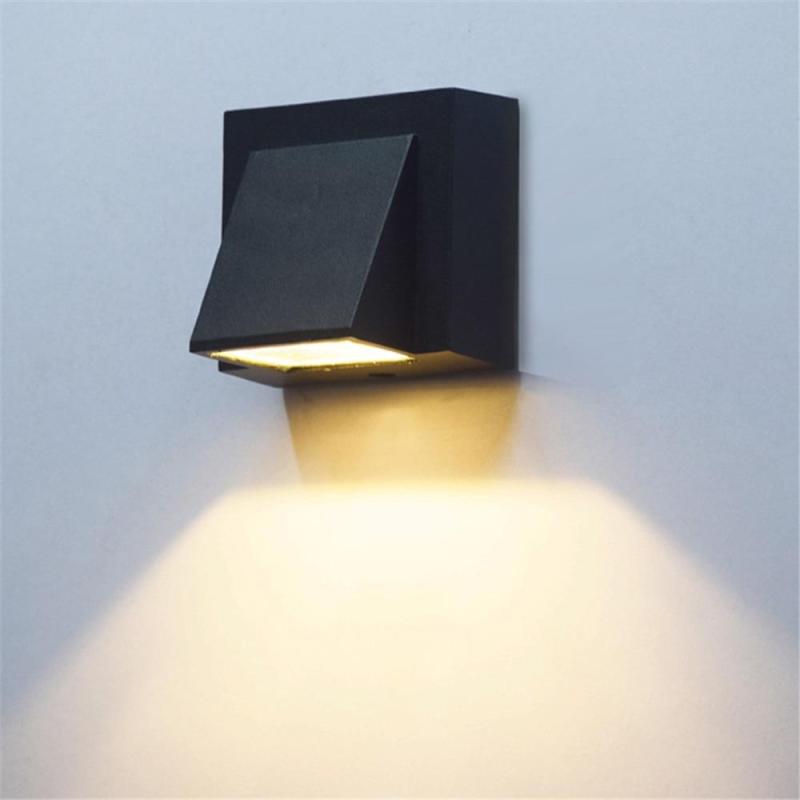 Moderne svart LED-vegglampe for utendørsbruk | Ormexis