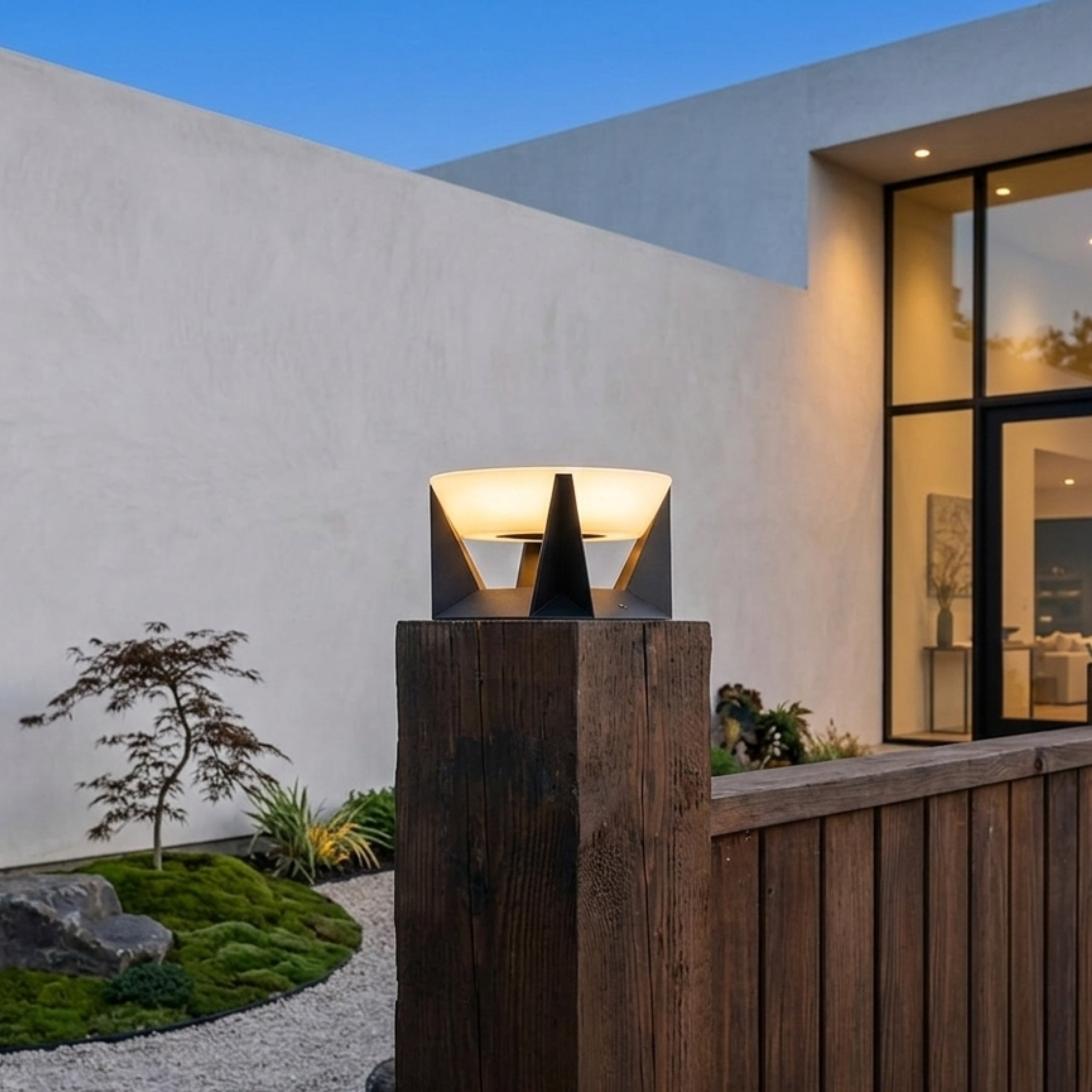 Moderní černé solární LED zahradní světlo s geometrickou základnou pro venkovní terasy | Ormexis