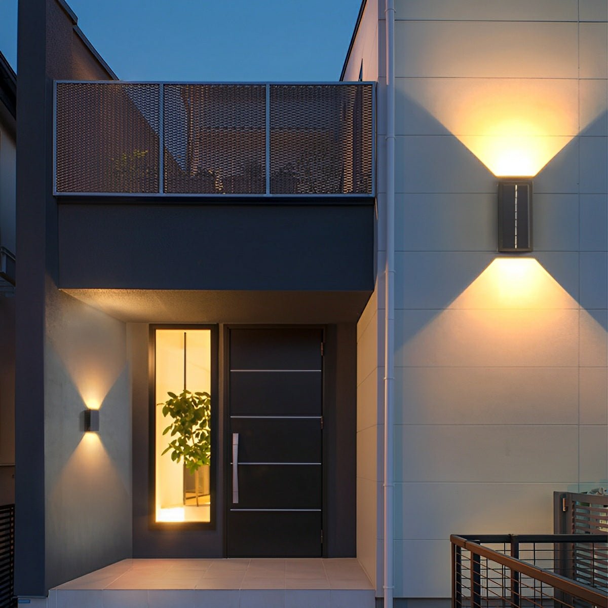 Up Down Solar Wall Light | Ormexis