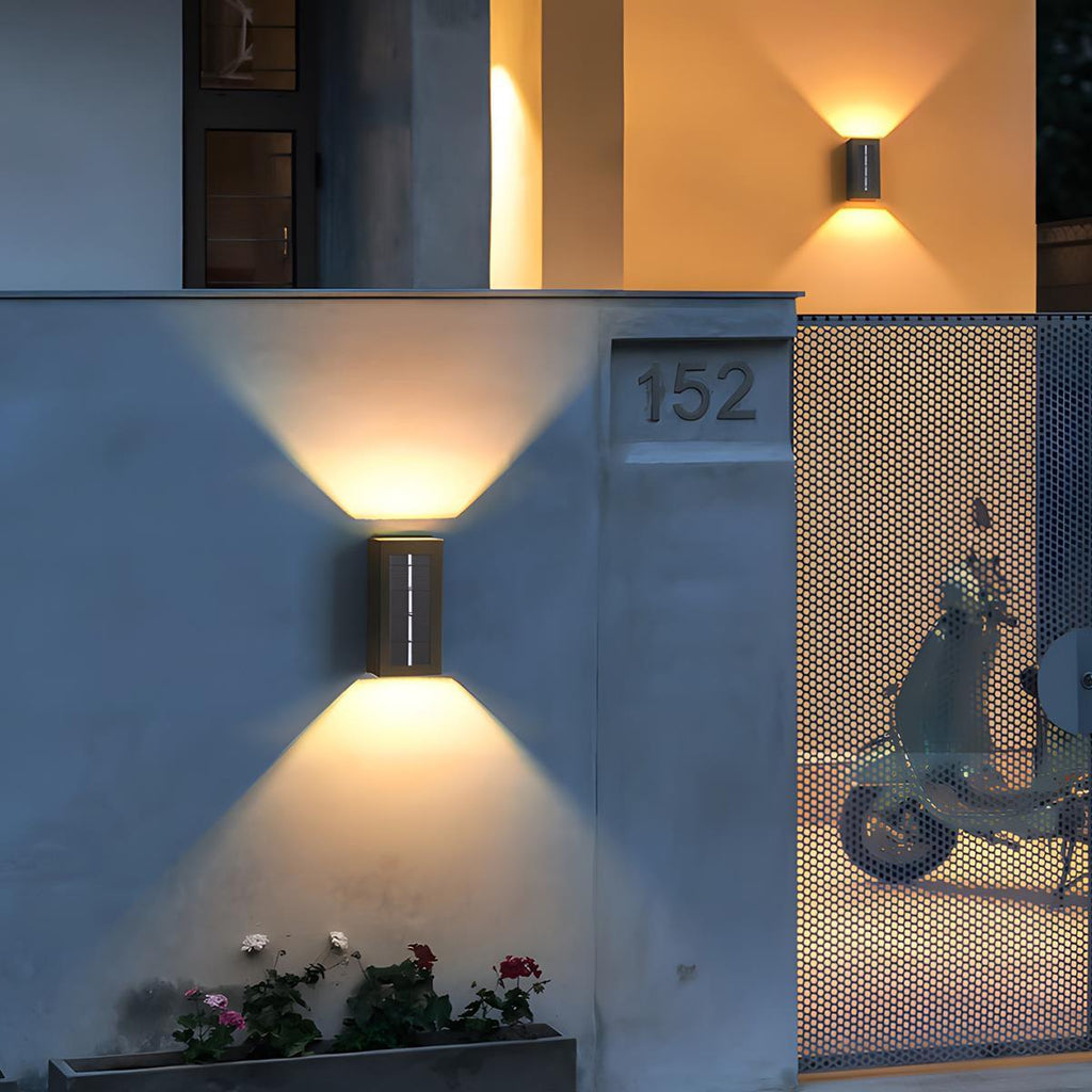 Up Down Solar Wall Light | Ormexis