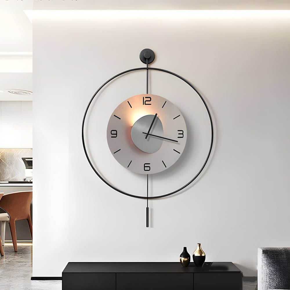 Arcadia Illuminated Pendulum Clock | Ormexis