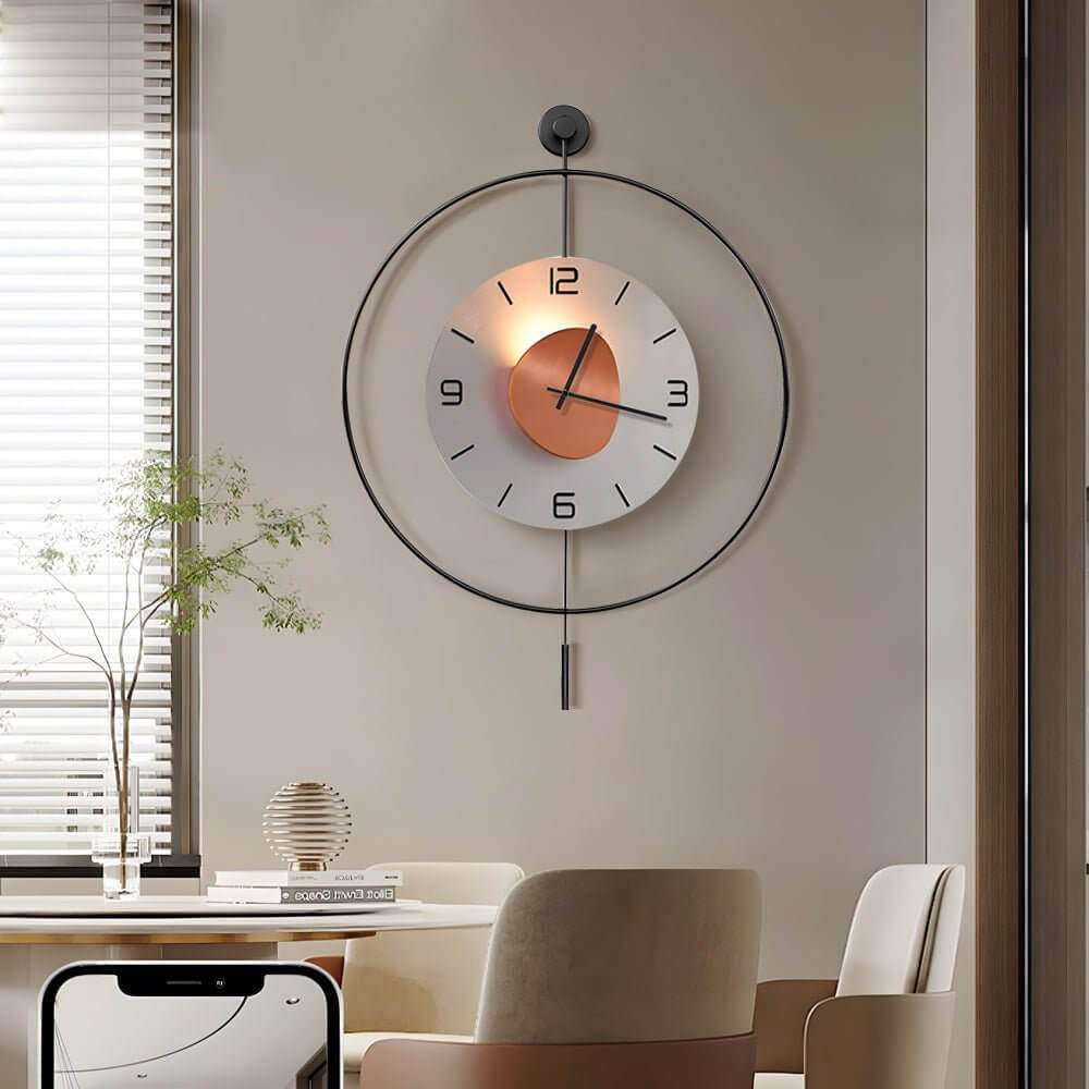Arcadia Illuminated Pendulum Clock | Ormexis