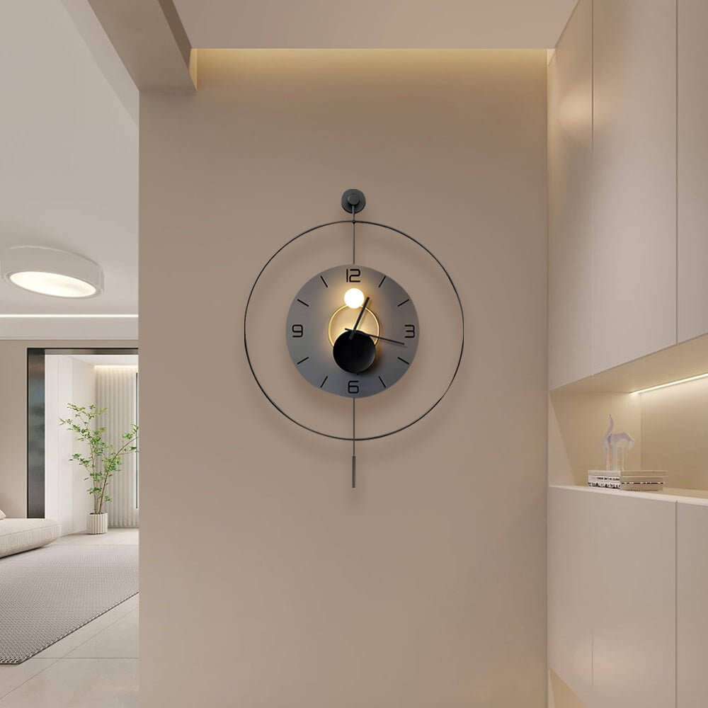 Arcadia Illuminated Pendulum Clock | Ormexis