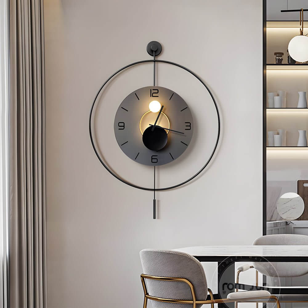 Arcadia Illuminated Pendulum Clock | Ormexis
