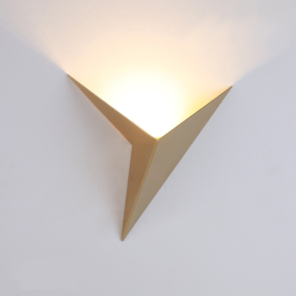 Strata Geometric Sconce | Ormexis