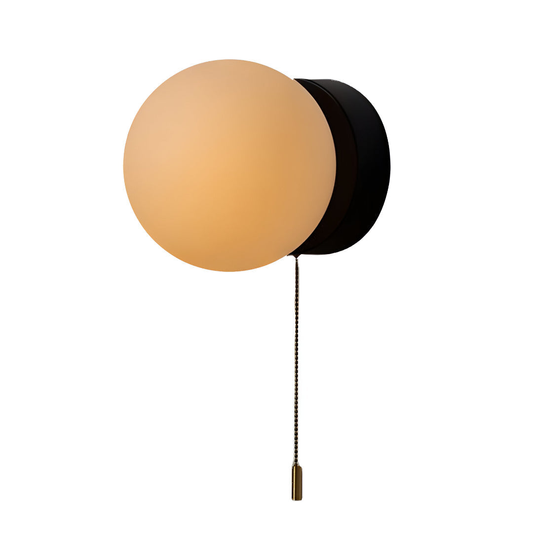 Nástěnné LED svítidlo Nordic Frosted Glass Globe s tahacím lankem | Ormexis
