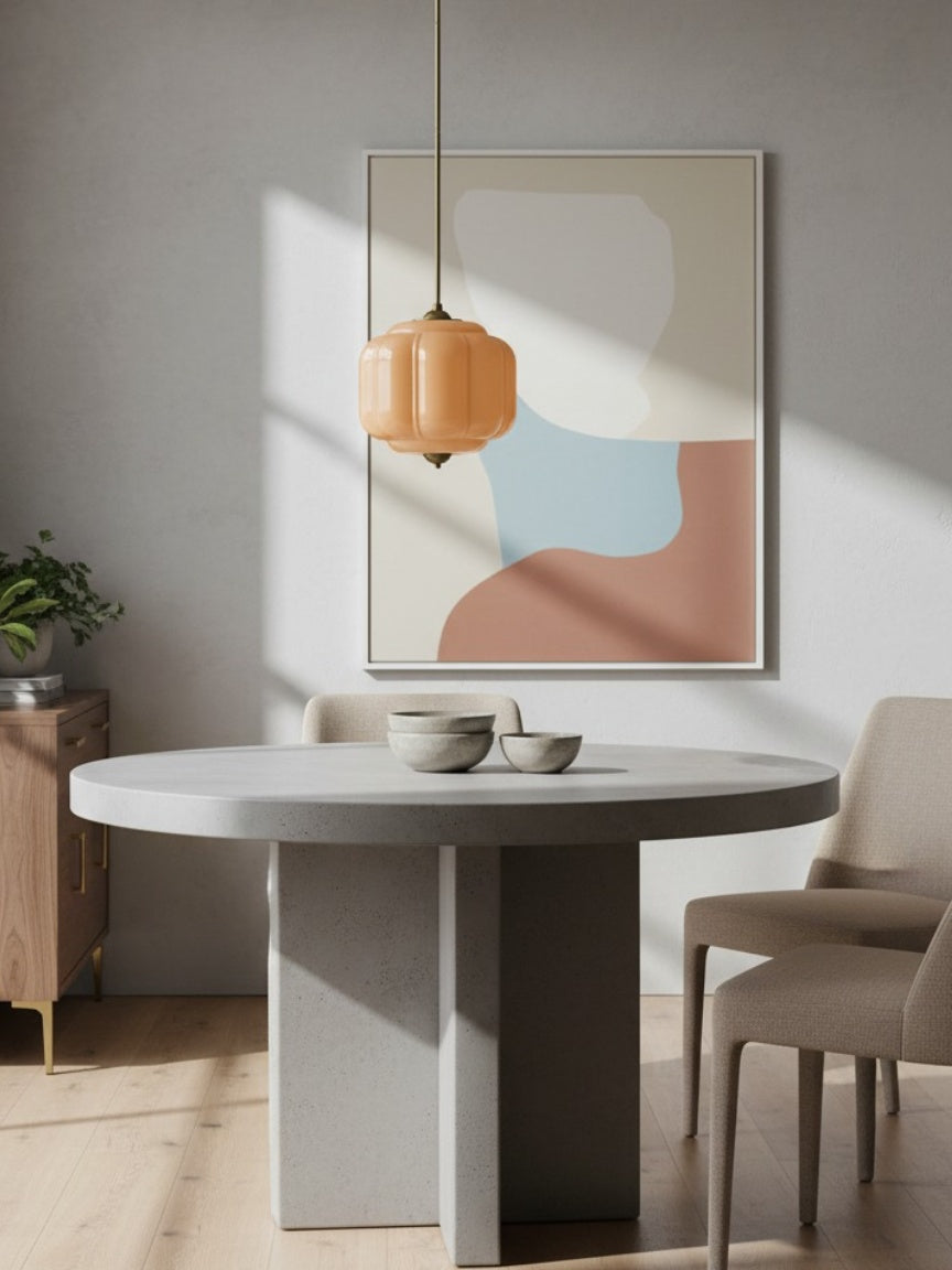 Pendellampa med skulpterad glaskupa | Ormexis