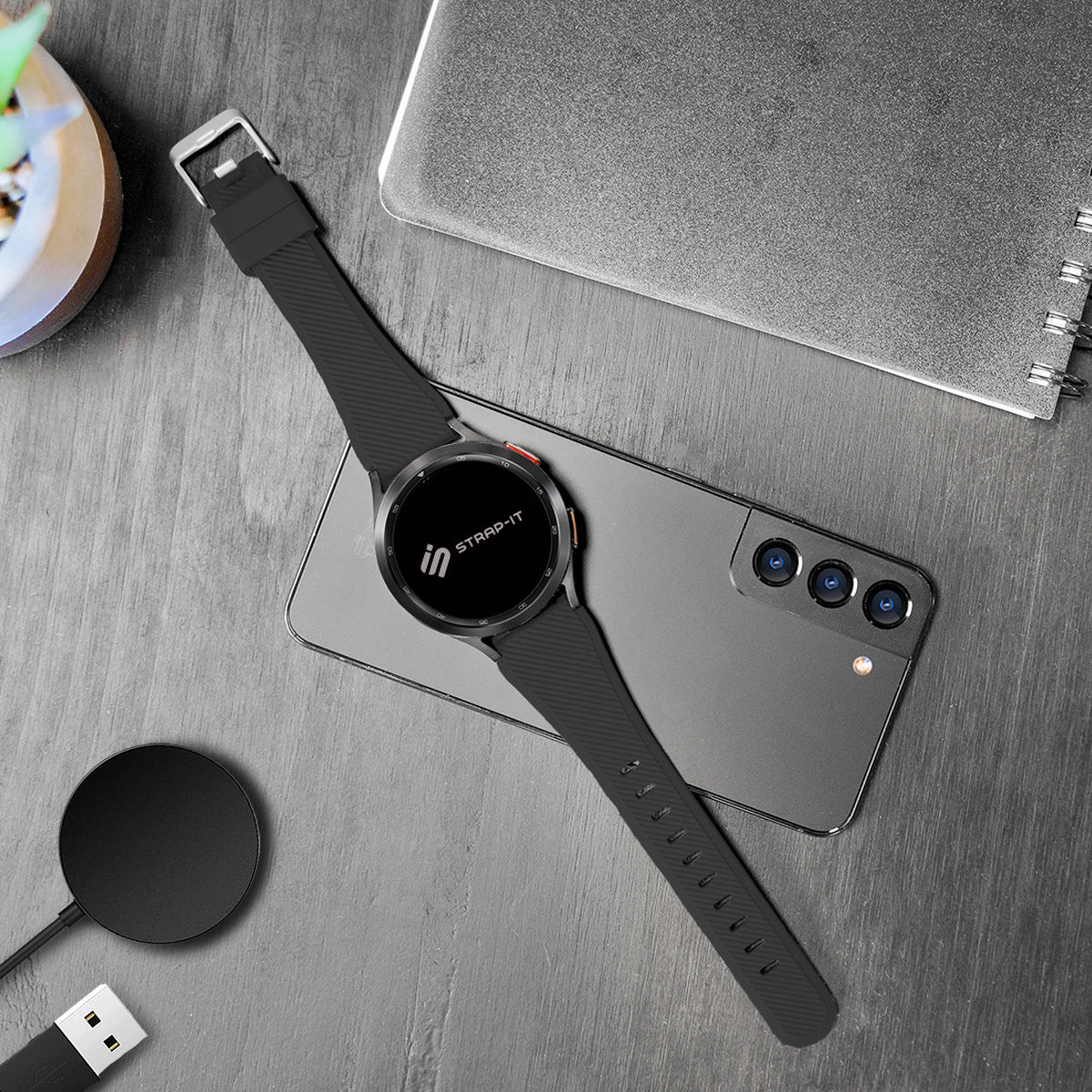 Samsung Galaxy Watch 3 45mm com Bracelete de Silicone Preta para Uso Diário