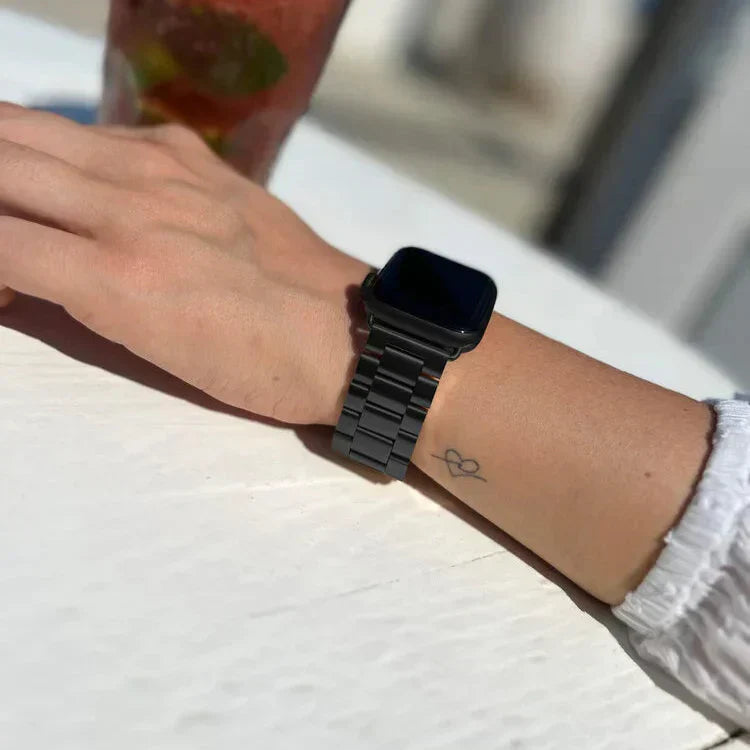 Apple Watch Black Stainless Steel Band With Folding Clasp
