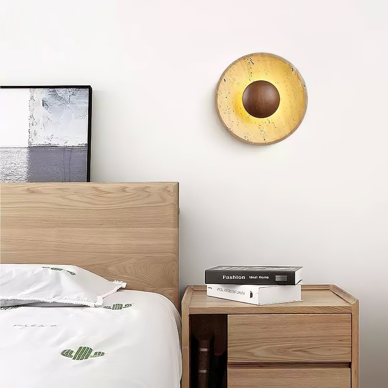 Nástěnné světlo z travertinu s kulatým diskem, dřevěnou koulí a moderním designem | Ormexis