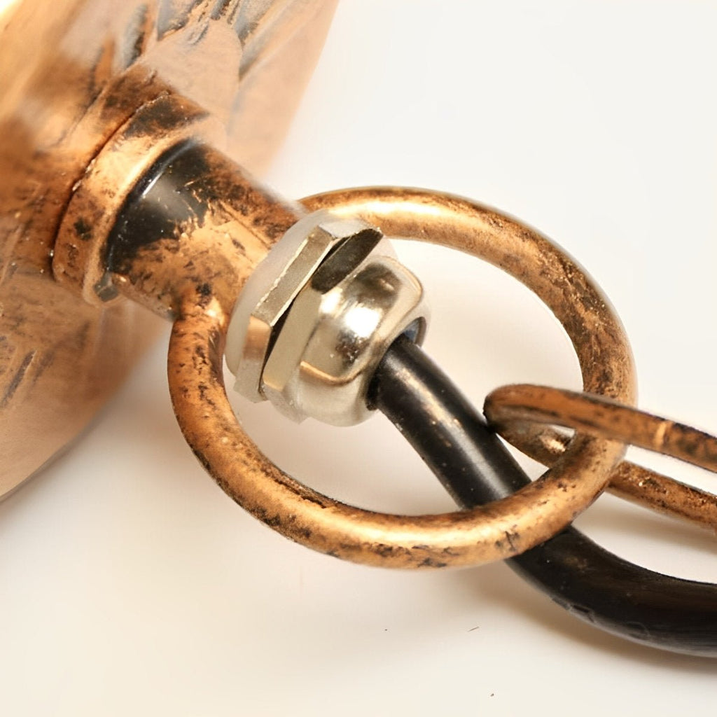 Modern skulpturell utomhuspendellampa i glas | Ormexis
