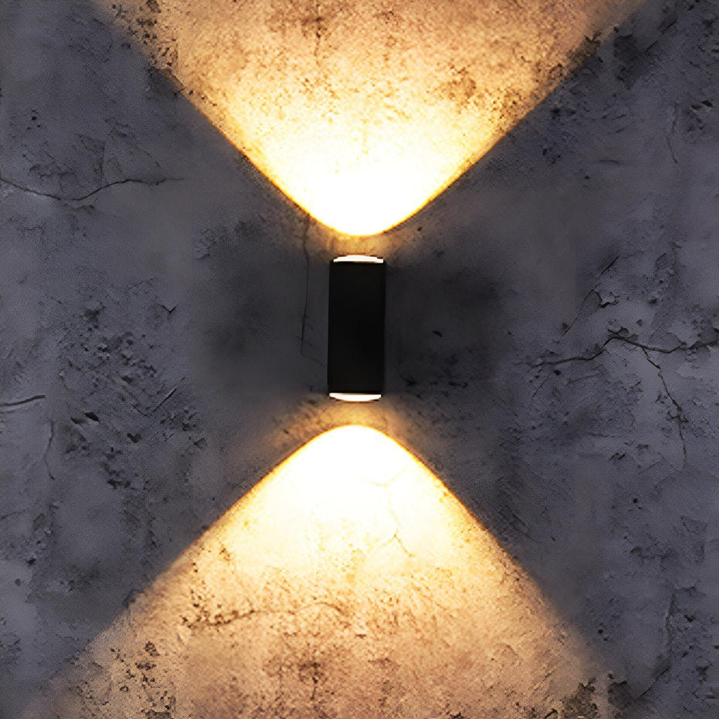 Skośna geometryczna lampa ścienna | Ormexis