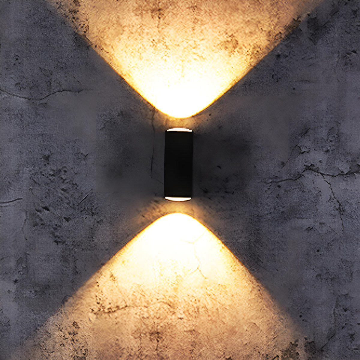 Skośna geometryczna lampa ścienna | Ormexis