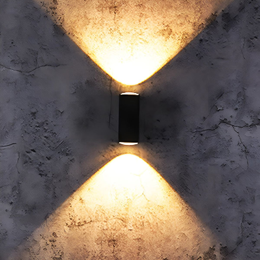 Skośna geometryczna lampa ścienna | Ormexis