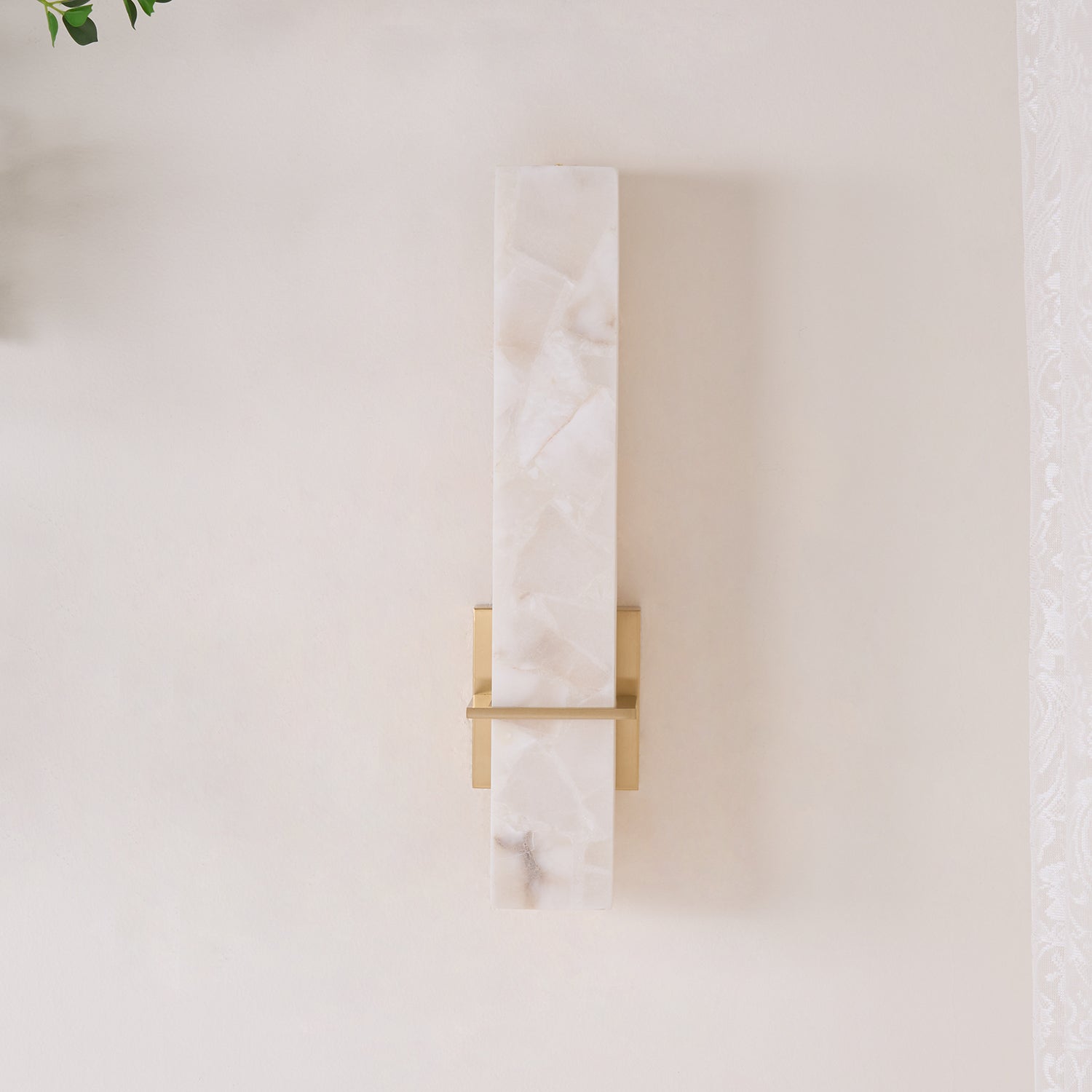 Weiße Alabaster-Wandleuchte aus Metall, moderner quaderförmiger Wandstrahler | Ormexis